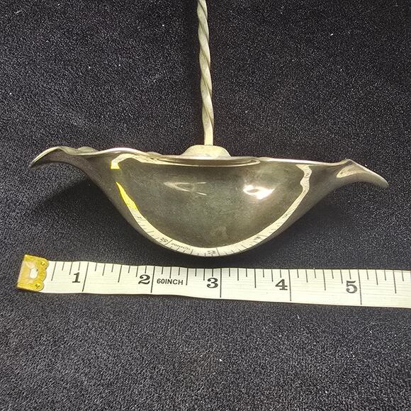 Vintage Twisted Handle Scalloped Punch Ladle 15" - Picture 10 of 10